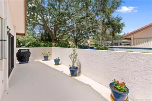 6030 SE Martinique Dr, Stuart, FL 34997 - Photo 5