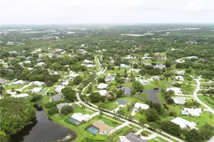 2490 NE Pinecrest Lakes Blvd, Jensen Beach, FL 34957 - Photo 33