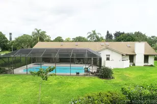 2490 NE Pinecrest Lakes Blvd, Jensen Beach, FL 34957 - Photo 3