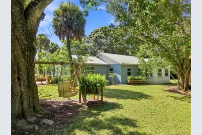 1895 39th Avenue, Vero Beach, FL 32960 - Photo 3