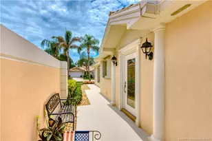 9043 SE Hawks Nest Ct, Hobe Sound, FL 33455 - Photo 5