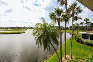 310 NE Golfview Circle, Stuart, FL 34996 - Photo 3