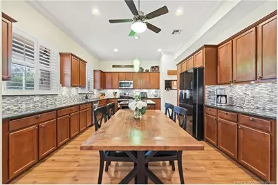 5541 SW Bellflower Court, Palm City, FL 34990 - Photo 3