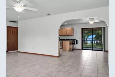 104 Sheridan Lane, Jensen Beach, FL 34957 - Photo 9