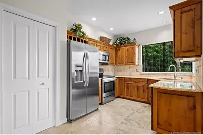 3378 SE Cambridge Drive, Stuart, FL 34997 - Photo 9