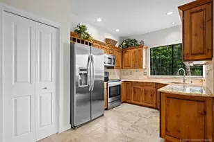 3378 SE Cambridge Dr, Stuart, FL 34997 - Photo 9