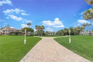 3115 S Indian River Dr S, Fort Pierce, FL 34982 - Photo 3