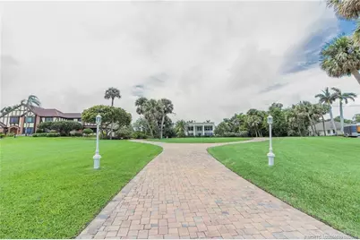 3115 S Indian River Drive S, Fort Pierce, FL 34982 - Photo 7
