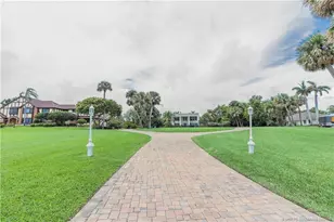 3115 S Indian River Dr S, Fort Pierce, FL 34982 - Photo 7