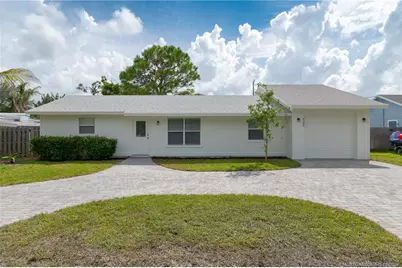 8300 SE Camellia Drive, Hobe Sound, FL 33455 - Photo 1