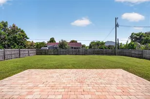 2470 SE Toledo Ave, Port Saint Lucie, FL 34952 - Photo 27