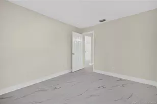 2470 SE Toledo Ave, Port Saint Lucie, FL 34952 - Photo 25