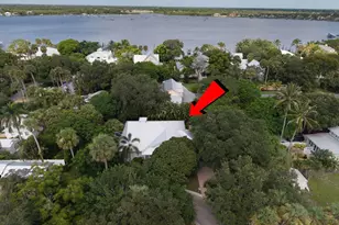 1015 SW Flora Belle Ln, Stuart, FL 34994 - Photo 3
