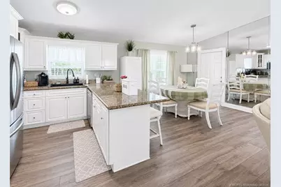 4436 SE Beckett Avenue, Stuart, FL 34997 - Photo 5