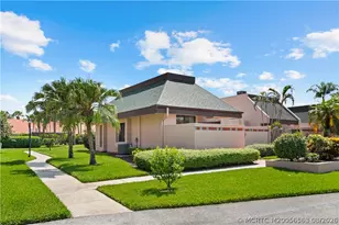 3319 SE La Prado Ct, Port Saint Lucie, FL 34952 - Photo 1