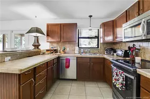 5765 SE Rosemont Ave, Stuart, FL 34997 - Photo 11