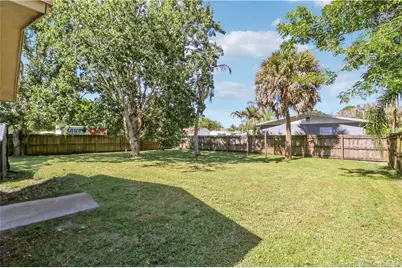 5765 SE Rosemont Avenue, Stuart, FL 34997 - Photo 29