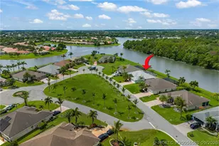 286 SW Vista Lake Dr, Port Saint Lucie, FL 34953 - Photo 7