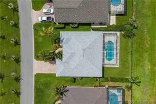 286 SW Vista Lake Dr, Port Saint Lucie, FL 34953 - Photo 9