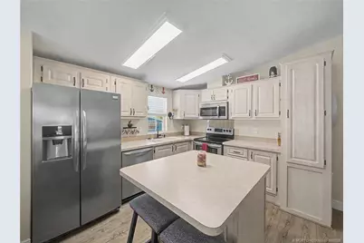 623 Nettles Boulevard, Jensen Beach, FL 34957 - Photo 5