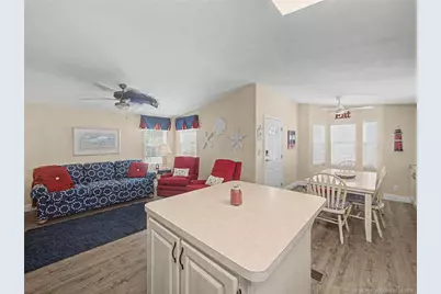 623 Nettles Boulevard, Jensen Beach, FL 34957 - Photo 7