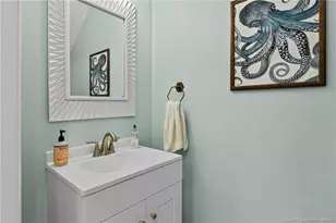 650 SW Glen Crest Way, Stuart, FL 34997 - Photo 15