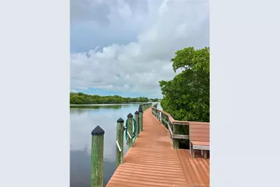 911 SW South River Drive #107, Stuart, FL 34997 - Photo 21
