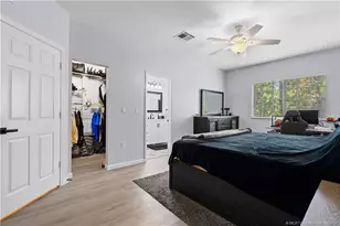 5012 SE Mariner Garden Cir, Stuart, FL 34997 - Photo 11