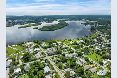 2849 SW Cornell Avenue, Palm City, FL 34990 - Photo 7