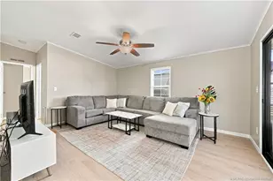2917 Fiddlewood Cir, Fort Pierce, FL 34952 - Photo 9
