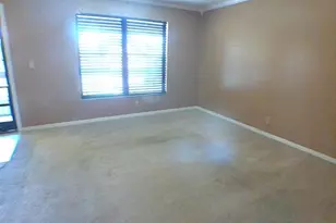 331 SW South River Dr, Stuart, FL 34997 - Photo 5
