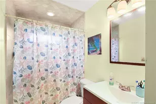 537 NW Billiar Ave, Port Saint Lucie, FL 34983 - Photo 19
