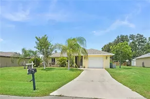 537 NW Billiar Ave, Port Saint Lucie, FL 34983 - Photo 3