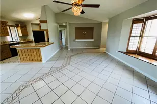 1634 SW Gemini Ln, Port Saint Lucie, FL 34984 - Photo 5