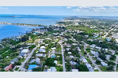 4121 NE Cheri Drive, Jensen Beach, FL 34957 - Photo 27