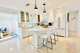 4121 NE Cheri Dr, Jensen Beach, FL 34957 - Photo 9