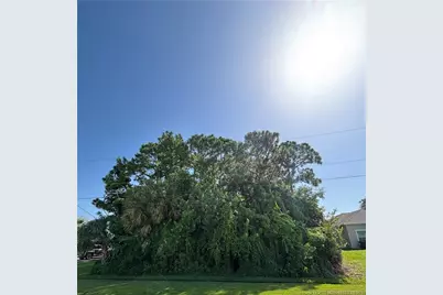 1361 SE Proctor Lane, Port Saint Lucie, FL 34983 - Photo 3