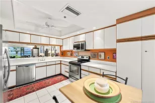 184 NE Edgewater Dr, Stuart, FL 34996 - Photo 21