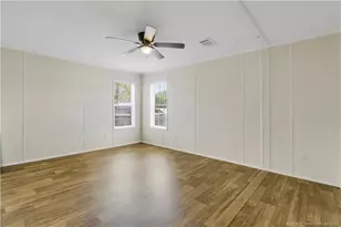 264 NE Oak St, Stuart, FL 34994 - Photo 13