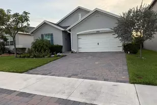 2890 NE Breezeway Cir, Jensen Beach, FL 34957 - Photo 1