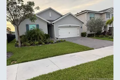 2890 NE Breezeway Circle, Jensen Beach, FL 34957 - Photo 3