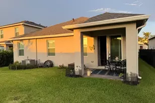 2890 NE Breezeway Cir, Jensen Beach, FL 34957 - Photo 17
