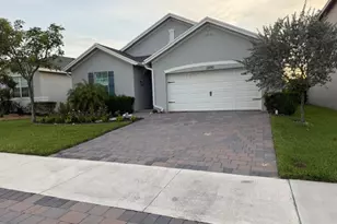 2890 NE Breezeway Cir, Jensen Beach, FL 34957 - Photo 1