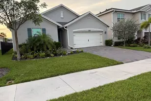 2890 NE Breezeway Cir, Jensen Beach, FL 34957 - Photo 3