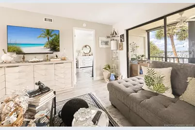 390 NE Edgewater Drive #302, Stuart, FL 34996 - Photo 17