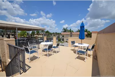 2600 S Kanner Highway #Y2, Stuart, FL 34994 - Photo 5