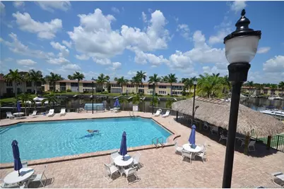 2600 S Kanner Highway #Y2, Stuart, FL 34994 - Photo 3
