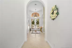 9400 Briarcliff Trace, Port Saint Lucie, FL 34986 - Photo 13