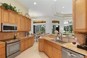 9400 Briarcliff Trace, Port Saint Lucie, FL 34986 - Photo 5