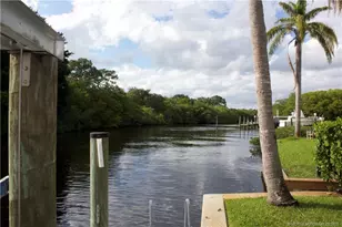 2744 NW Howard Creek Ln, Stuart, FL 34994 - Photo 41
